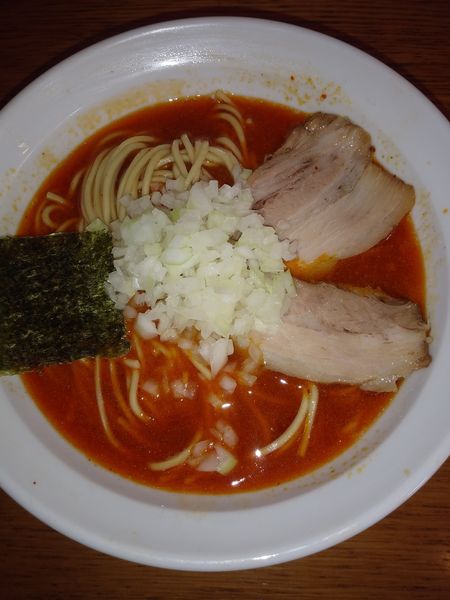 「赤い煮干しそば」@煮干そば とみ田の写真