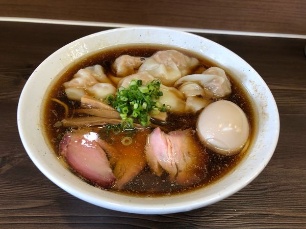 「ワンタン麺」@中華そば さわの写真