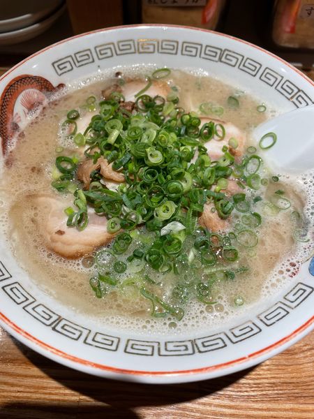 「博多ラーメン」@博多ラーメン でぶちゃん 高田馬場本店の写真
