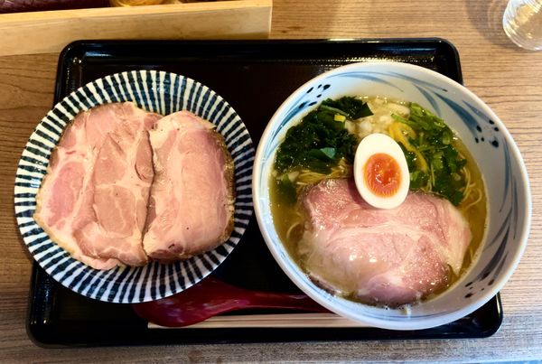 「煮干し中華そば withポーク増し」@ひとはな亭の写真