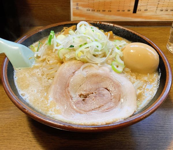 「みそ野菜盛りらーめん＋味玉」@麺屋 亥龍の写真