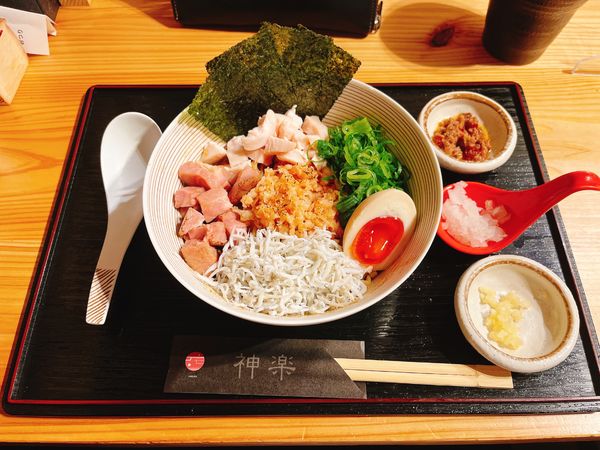 「特製海老まぜそば」@海老で鯛を釣る麺堂 神楽 刈谷分店の写真