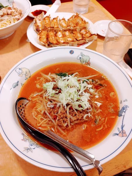 「台湾ラーメン+餃子」@テンホウ カインズ豊科店の写真
