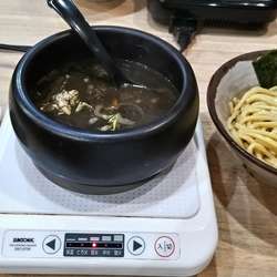 黒ゴマ坦々つけめん