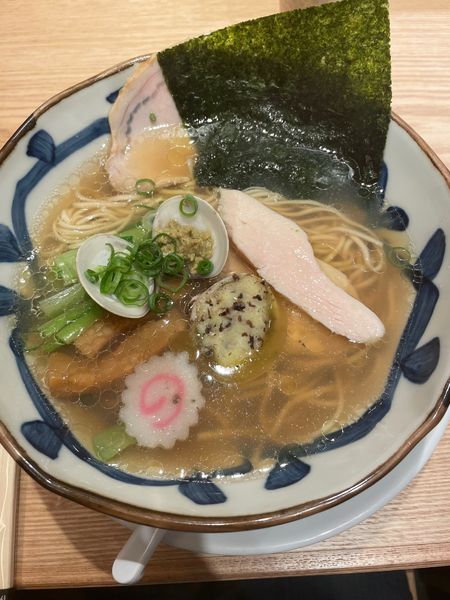 「蛤醤油トリュフバターらぁ麺（味玉忘れられた）」@貝と煮干し、時々濃厚の写真