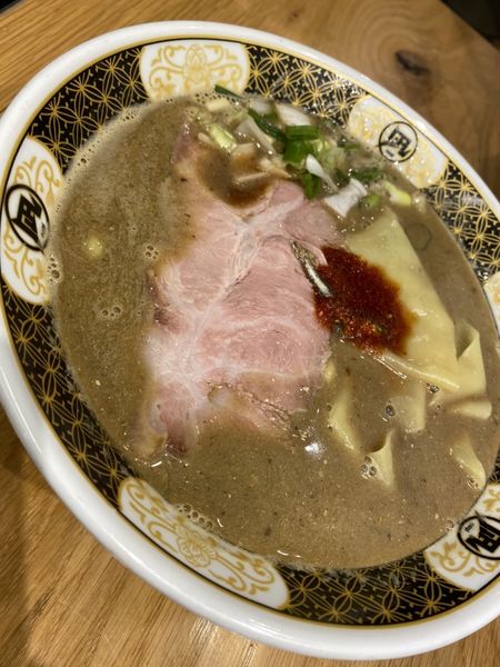 「すごい煮干しラーメン」@すごい煮干ラーメン凪 五反田西口店の写真