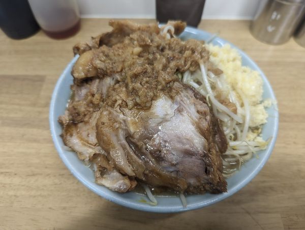 「豚入ラー」@俺の生きる道 白山店の写真