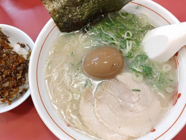 「長浜ラーメン＋味付半熟玉子＋のり」@博多長浜屋台やまちゃん 銀座店の写真