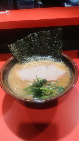 「ラーメン　固め」@横浜ラーメン 斎藤家の写真