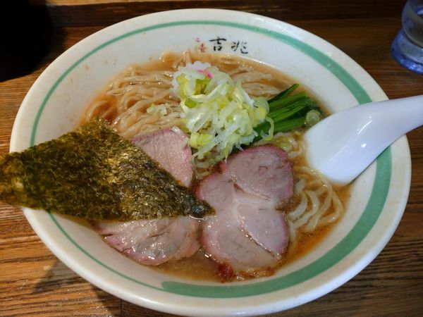 「支那そば（750円）＋そぼろご飯（110円）」@青竹平打ち中華そば 麺壱吉兆の写真