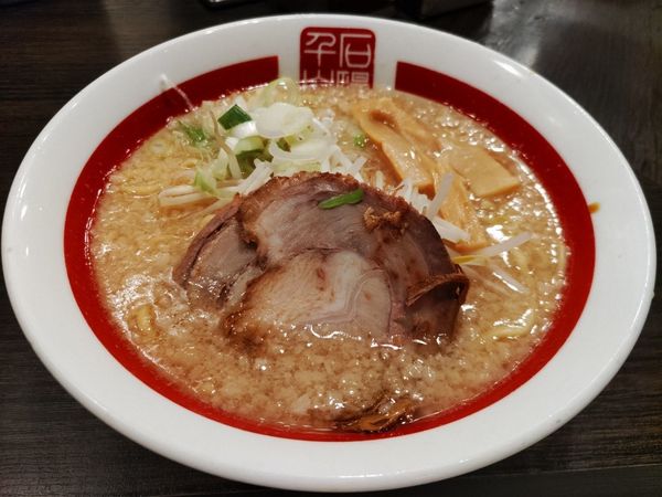 「らーめん+脂多め」@千石自慢ラーメン 本店の写真