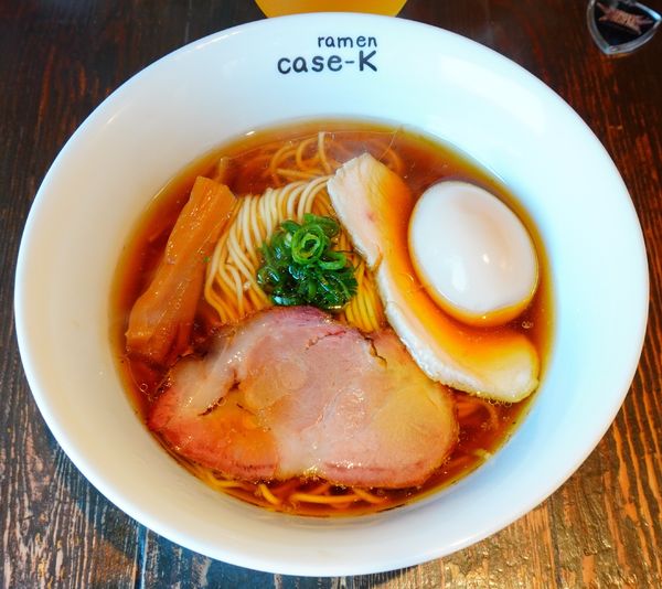 「味玉らぁめん（醤油）＋クラフトビール②」@ramen case-Kの写真