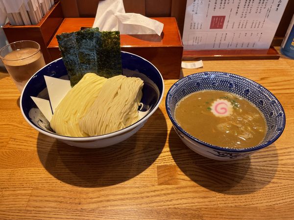 「濃厚煮干しつけそば」@つけそば 神田勝本の写真