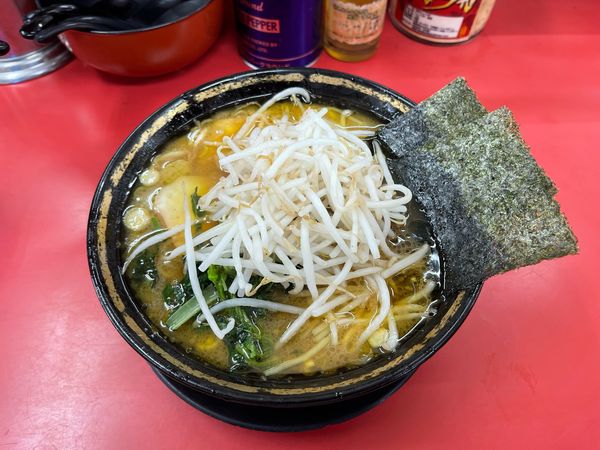 「中盛ラーメン」@上越家の写真