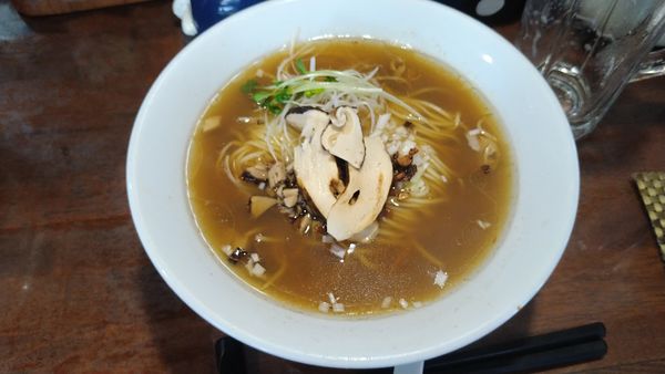 「【限定】はまぐり✕まつたけ(ミックス)¥1480+生ビール」@麺酒処 ふくろうの写真