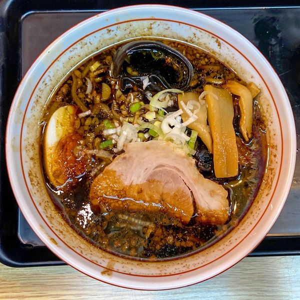 「札幌ブラック ハーフ ¥700 カレー粉 ¥50」@いそのかづおの写真