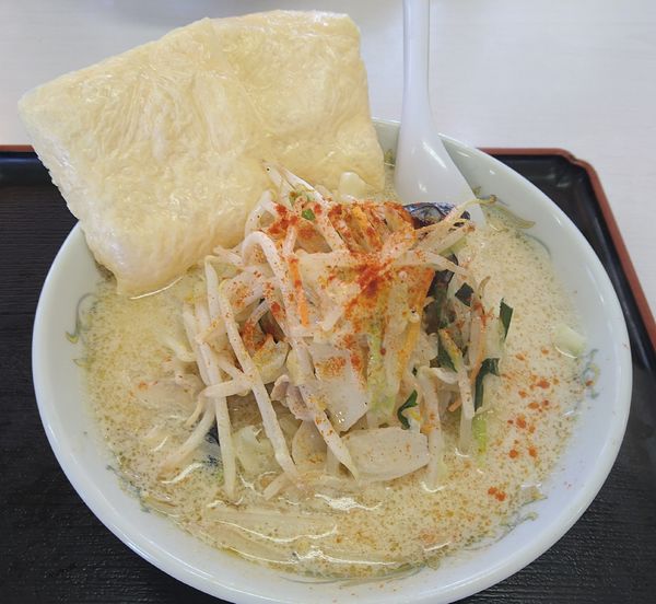 「パリパリチーズ添え なめらか豆乳タンメン ￥950」@あぢとみ食堂の写真