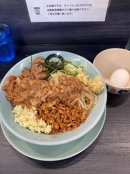 「オリソバ（麺半分、ニンニク、アブラ、生姜）」@オリバーヌードルの写真