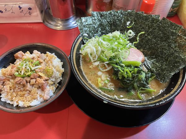 「ラーメン賄い飯セット　のり薬味ネギ」@家系ラーメン とらきち家の写真