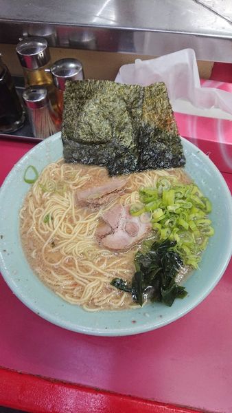 「令4・10・1ラーメン大盛(690円)」@ラーメンショップ 牛久結束店の写真