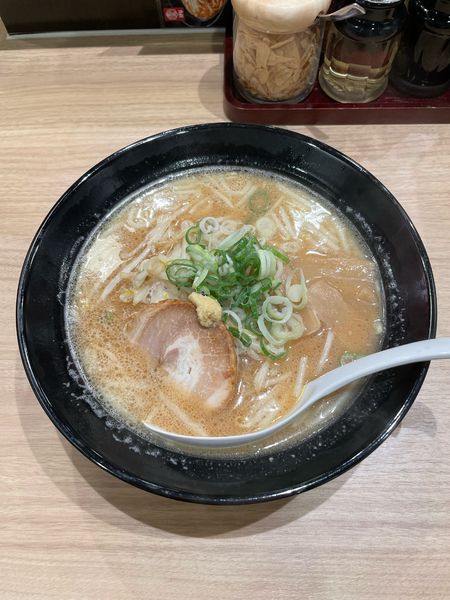 「濃厚味噌らーめん(780円)」@威風 蒲田南店の写真