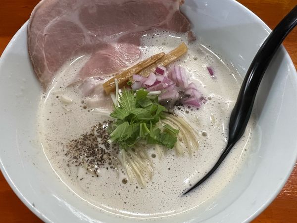 「白湯 しょうゆ」@麺屋 鶏っぷの写真