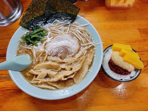 「中華そば + メンマ + サービス半ライス」@ラーメンショップ 足利50号店の写真