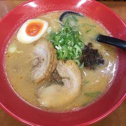 エビ豚骨味噌(830円)