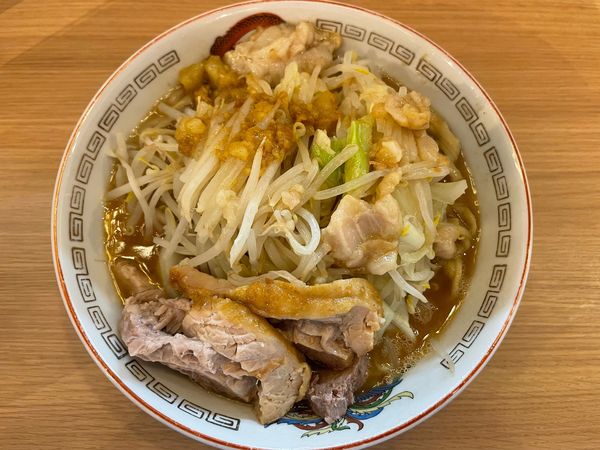 「小(¥830)アブラカラメ」@ラーメン豚山 東京ラーメン横丁店の写真