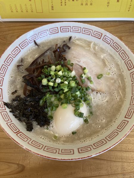 「味玉しおラーメン」@豚骨ラーメン おかだの写真