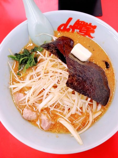 「特製ネギ味噌ラーメン+バタートッピング」@山岡家 名古屋宝神店の写真