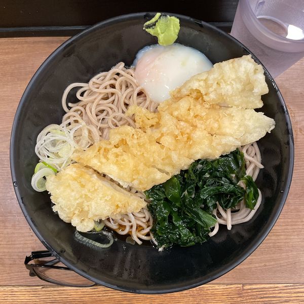 「冷し いか天玉そば」@そば処 かめや 神田東口店の写真