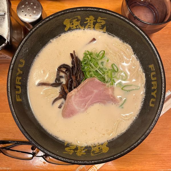 「とんこつラーメン」@博多風龍 秋葉原2号店の写真