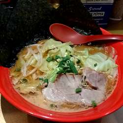 白味噌ラーメン（７８０円）