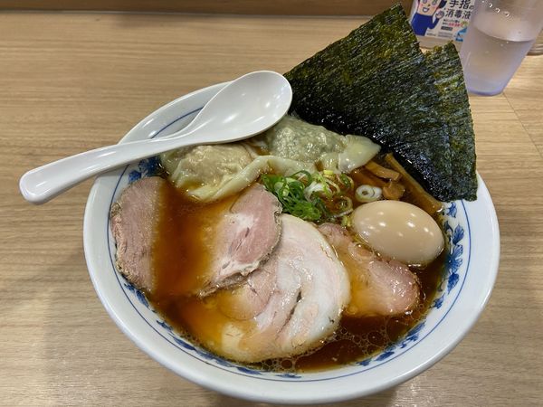 「特製ラーメン 1250円」@覆めん 花木の写真