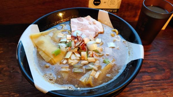 「ラーメン」@すごい煮干ラーメン凪 新宿ゴールデン街店 本館の写真