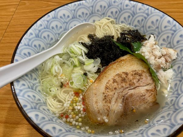 「鯛だしラーメン」@とも笑〜tomoe〜の写真