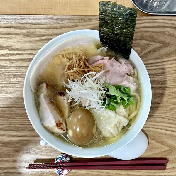 「特製塩らーめん」@らーめん亭 ひなり竜王の写真