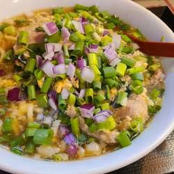 豚ニラ玉半餡掛SOBA