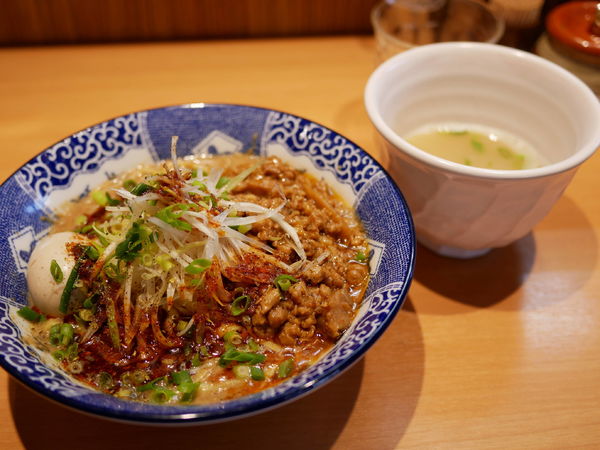 「汁なし担々麵」@中華そば 虎桜の写真