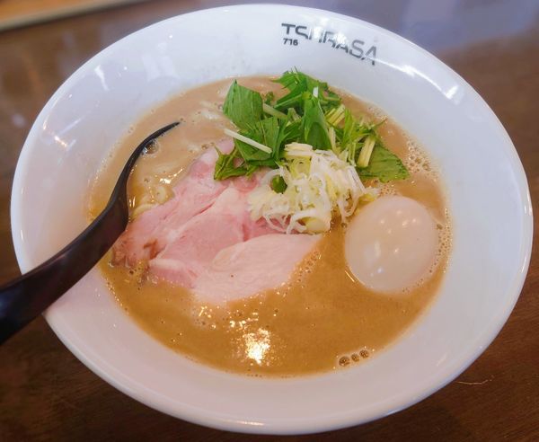 「鶏白湯」@ラーメン翼の写真