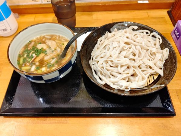 「豚肉汁うどん(並盛・360g)730円」@上州濃厚激辛うどん 麺蔵の写真