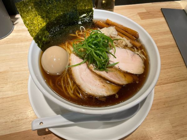 「味玉中華そば　麺増し　醤油」@麦処 八と丁の写真