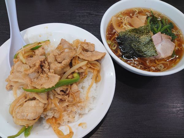 「Ｂセット(1080円)」@南京亭 日高店の写真