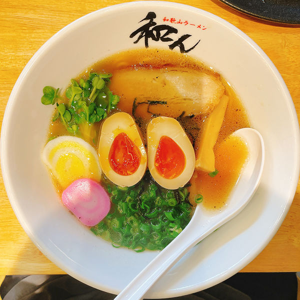 「白浜味玉ラーメン」@和んの写真