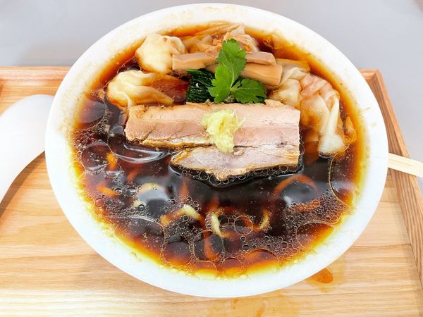 「生姜醤油らーめんRX(きりっと)ワンタン付」@あはれの写真