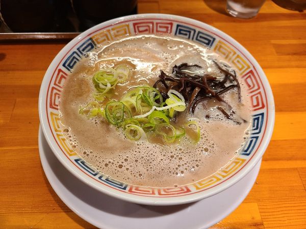 「博多豚骨ラーメン」@とんこつ らい斗の写真