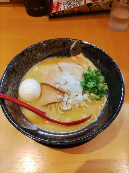 「とりそば醤油+豚ﾁｬｰｼｭｰ増し+味玉子  ﾒﾝﾏ抜き」@麺堂 稲葉の写真