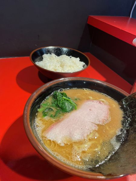 「ラーメン　のり増し」@横浜ラーメン 斎藤家の写真