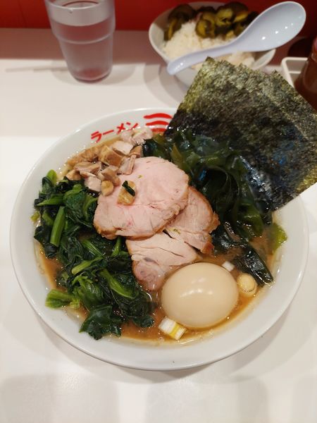 「上ラーメン＋レン草＋三陸産ワカメ＋ライス」@ラーメン 三浦家の写真